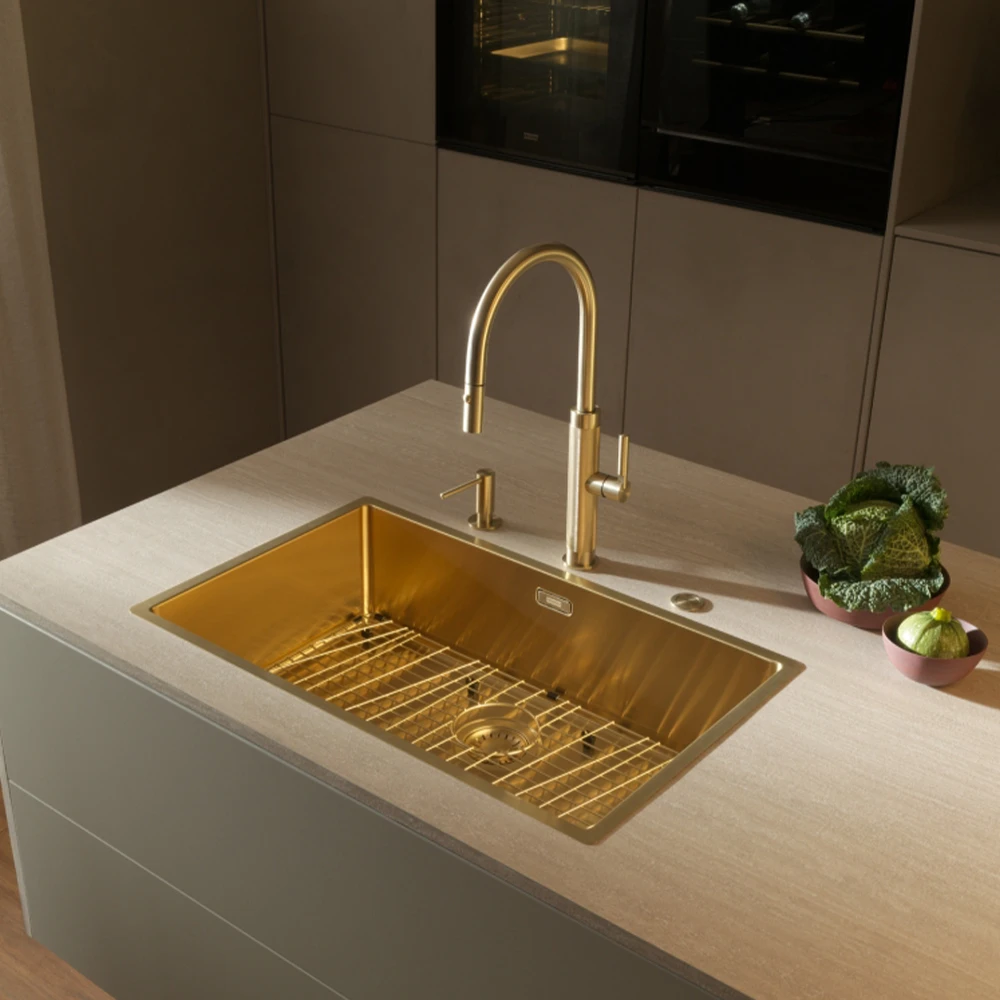 Franke Mythos Masterpiece BXM 210/110-68 Eviye + Mythos Masterpiece Spiralli Armatür + Active Sıvı Sabunluk (Altın) Hemen Al